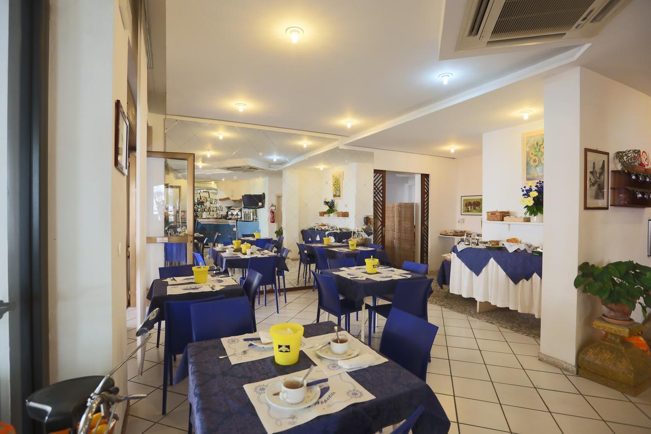 Hotel Domus Mea Каттолика Экстерьер фото